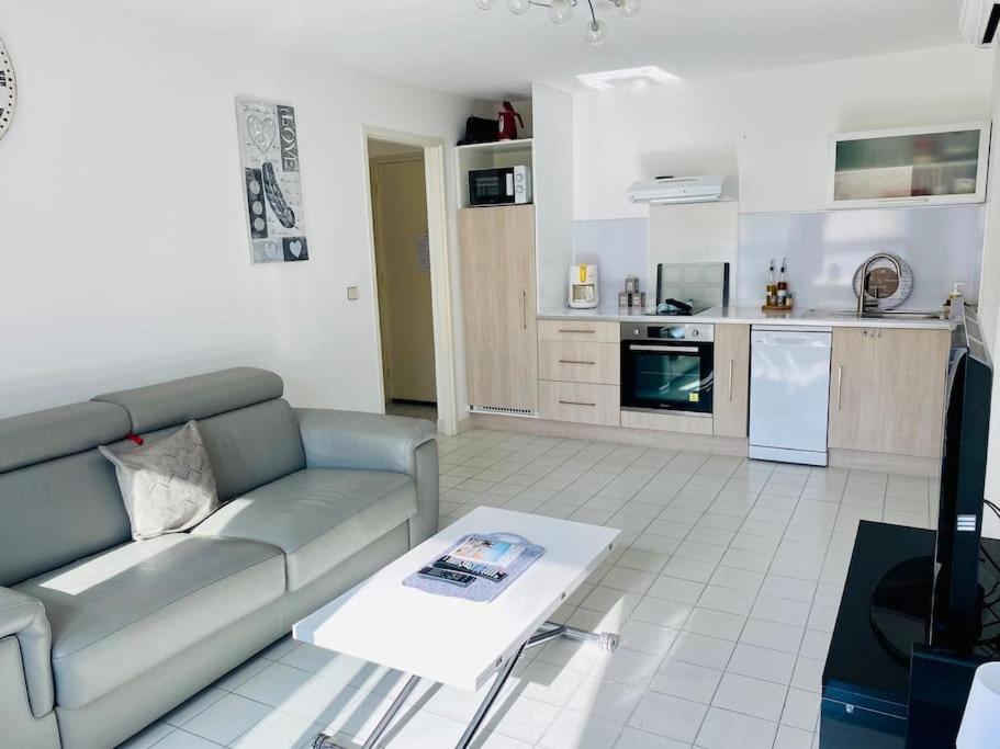 "Beausoleil" T2 Lumineux, Parking, Clim, Wifi Apartment Сет Екстериор снимка