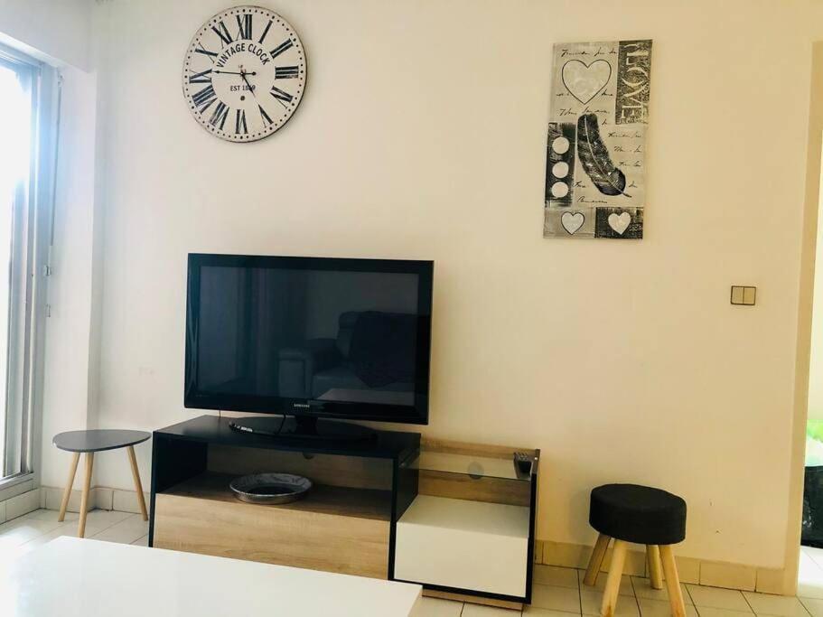 "Beausoleil" T2 Lumineux, Parking, Clim, Wifi Apartment Сет Екстериор снимка